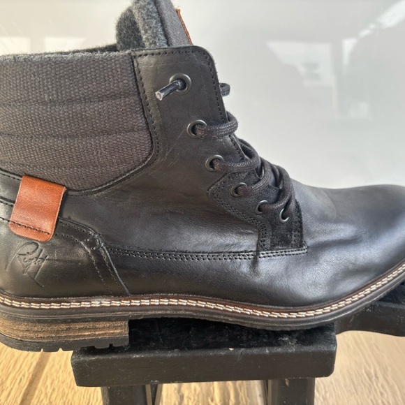 Bull Boxer Men’s Black Leather Boots with Signature Swoosh - Picture 12 of 16